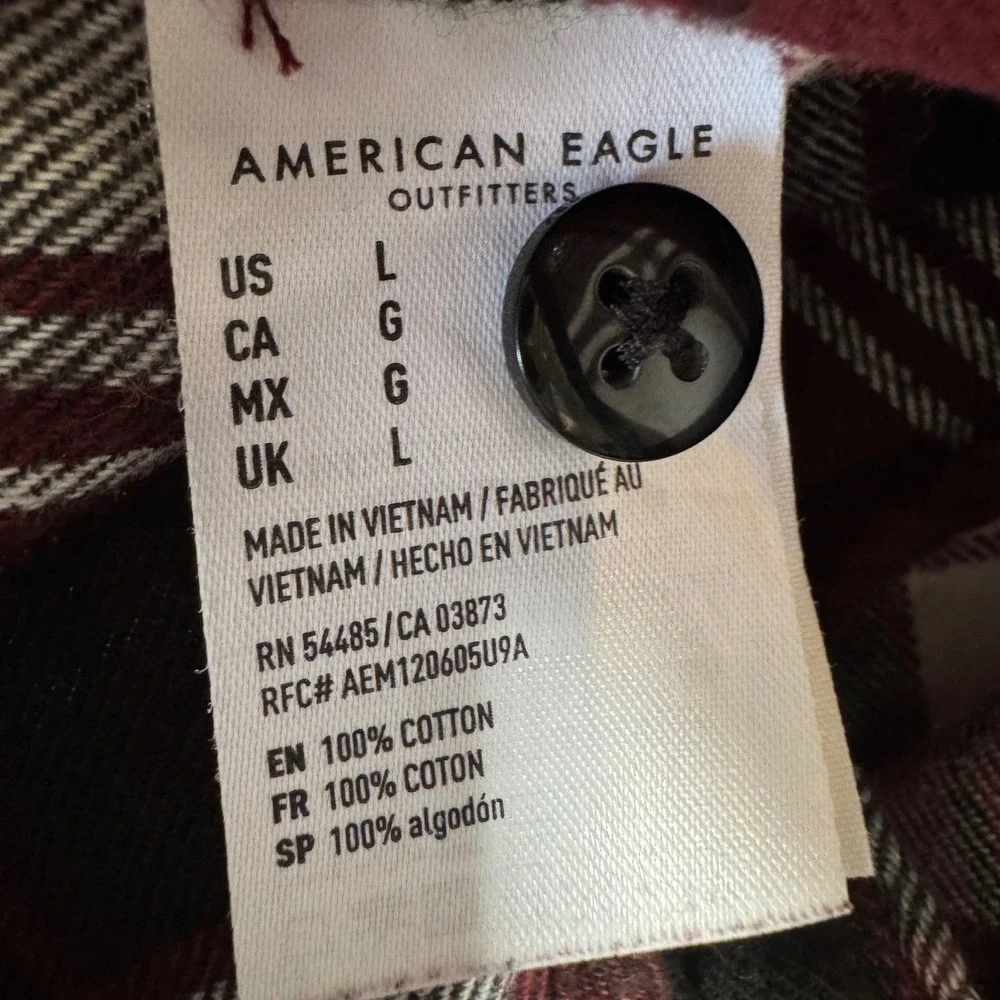 American Eagle Flannel Shirt Men L Red Plaid Button Down‎ Dual Button Pocket